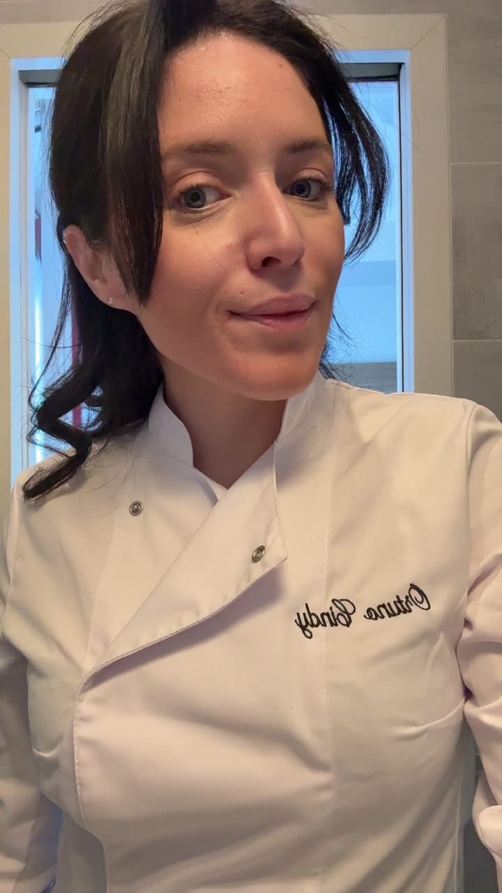 Cindy en veste de chef — vice-championne de France de pizza